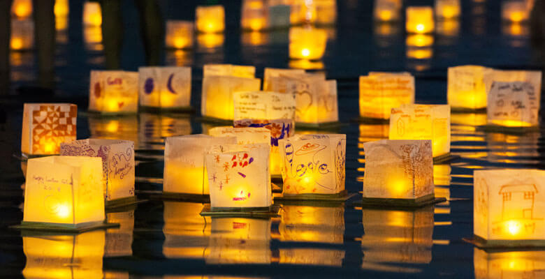 Make a Splash at the Kansas City Water Lantern Festival